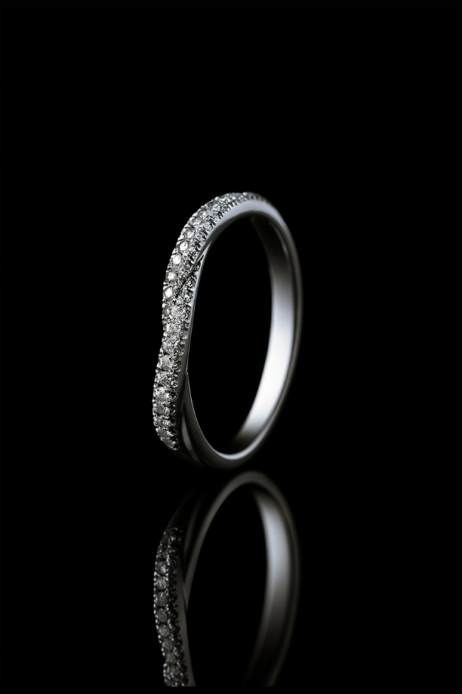 Γυναικείο ασημένιο δαχτυλίδι 925 Wavy Sparkle Ring με κυματιστό σχέδιο και πέτρες ζιργκόν για λάμψη
