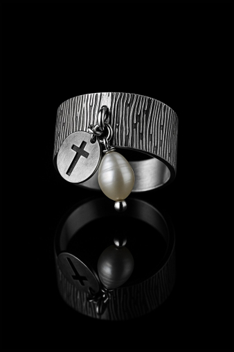 Γυναικείο ασημένιο δαχτυλίδι 925 Silent Wish Ring με λεπτό minimal σχέδιο και διακριτική λάμψη