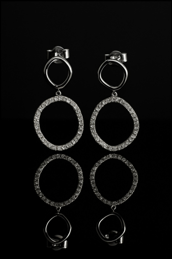 Σκουλαρίκια Glass Circles κομψά γυναικεία σκουλαρίκια με γυάλινα κυκλικά στοιχεία ιδανικά για καθημερινή και βραδινή εμφάνιση