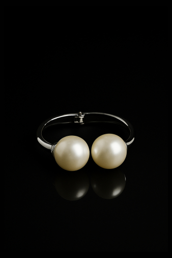 Minimal γυναικείο βραχιόλι Twin Pearl Bracelet από μέταλλο με διακοσμητικές πέρλες